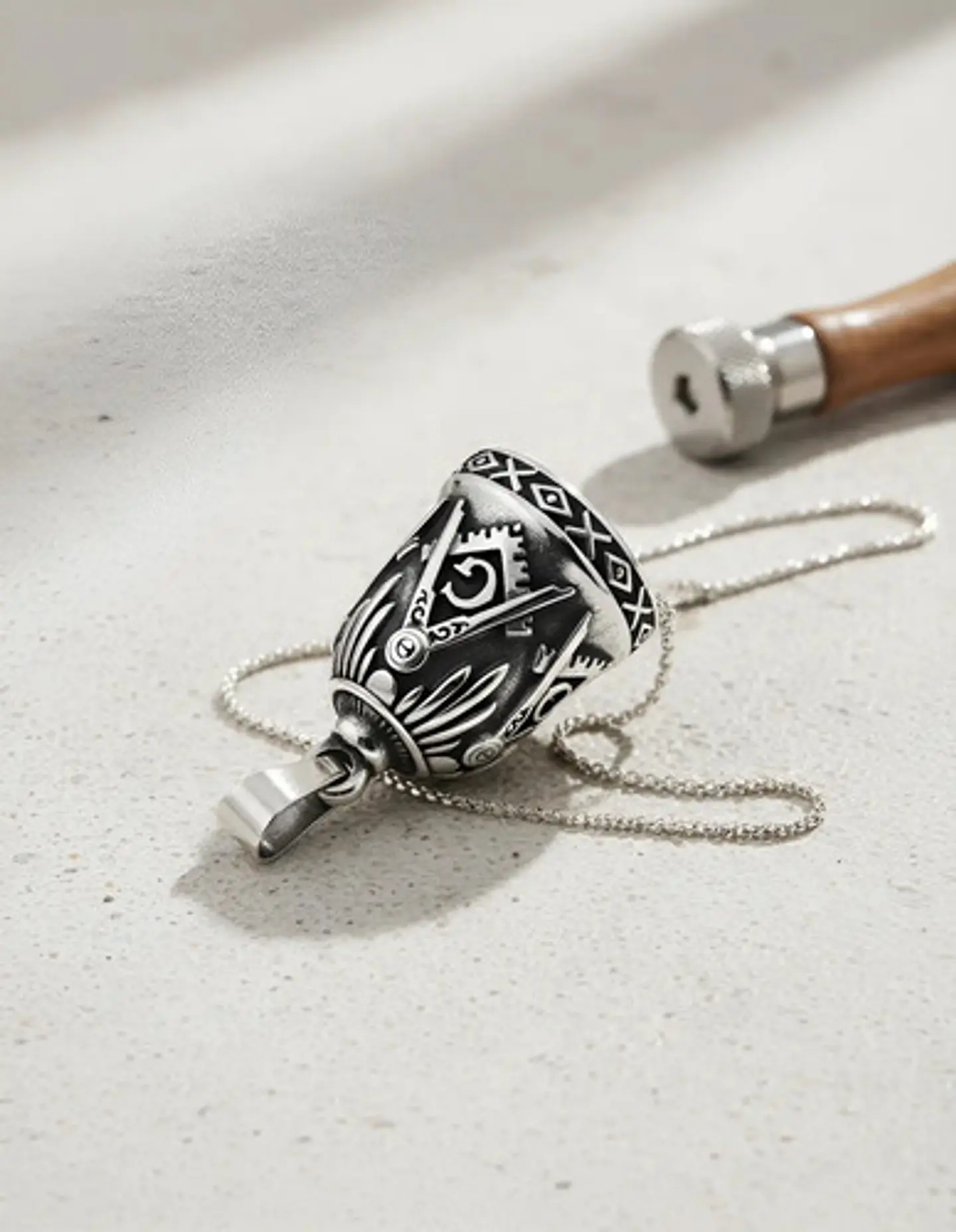 Dije Colgante Campana Mason Ritual Acero Inoxidable Hombre 4