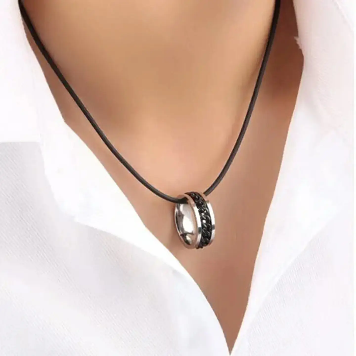 Anillo Argolla Cadena Color Negro Suerte Titanio Hombre Moda 19