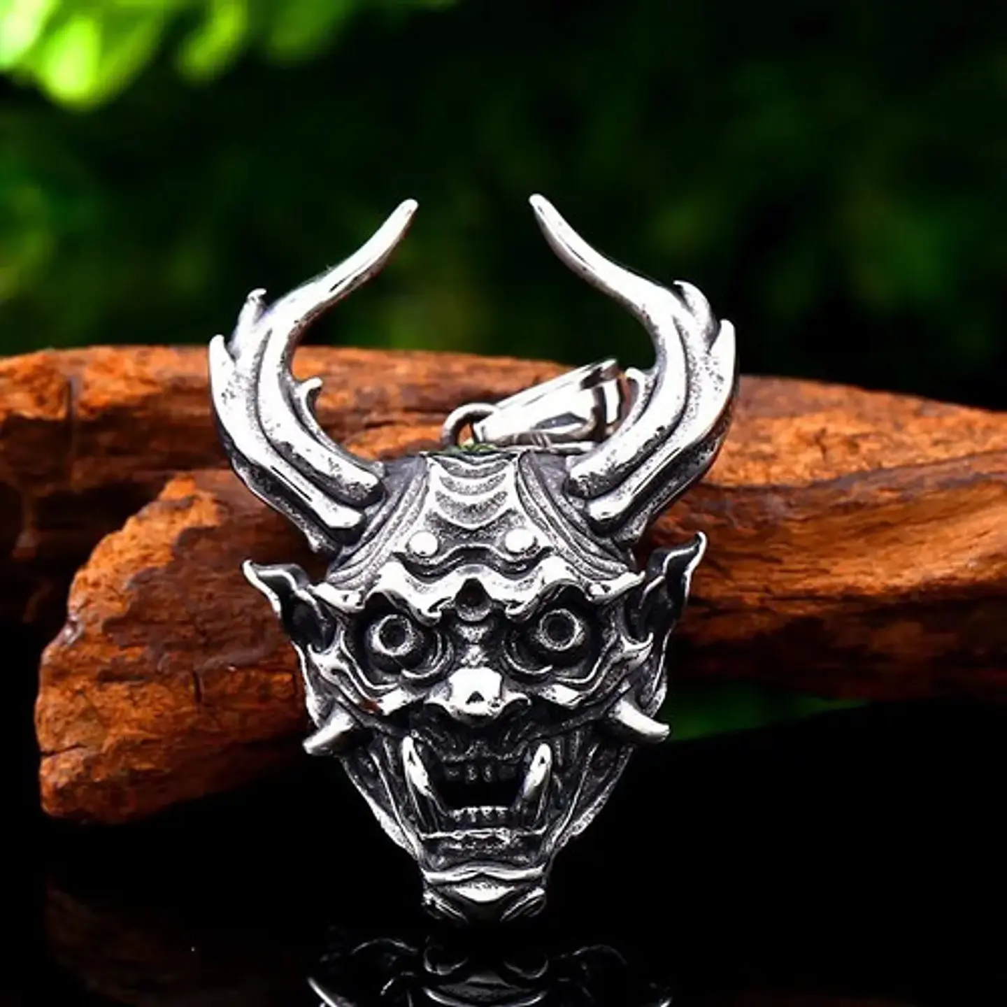 Collar Dije Cabeza De Dragon Mitologico Color Plata Hombre 4