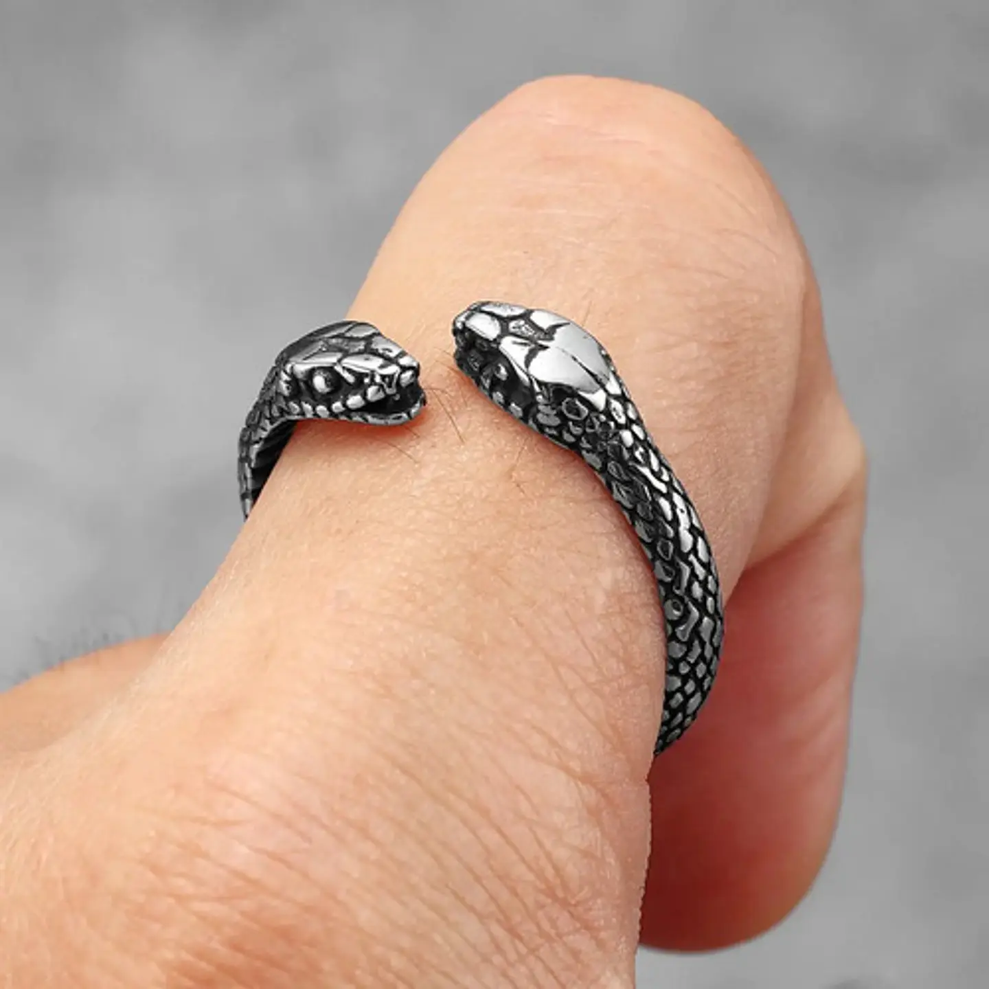 Anillo Serpiente Color Plata Acero Inoxidable Hombre Y Mujer 20