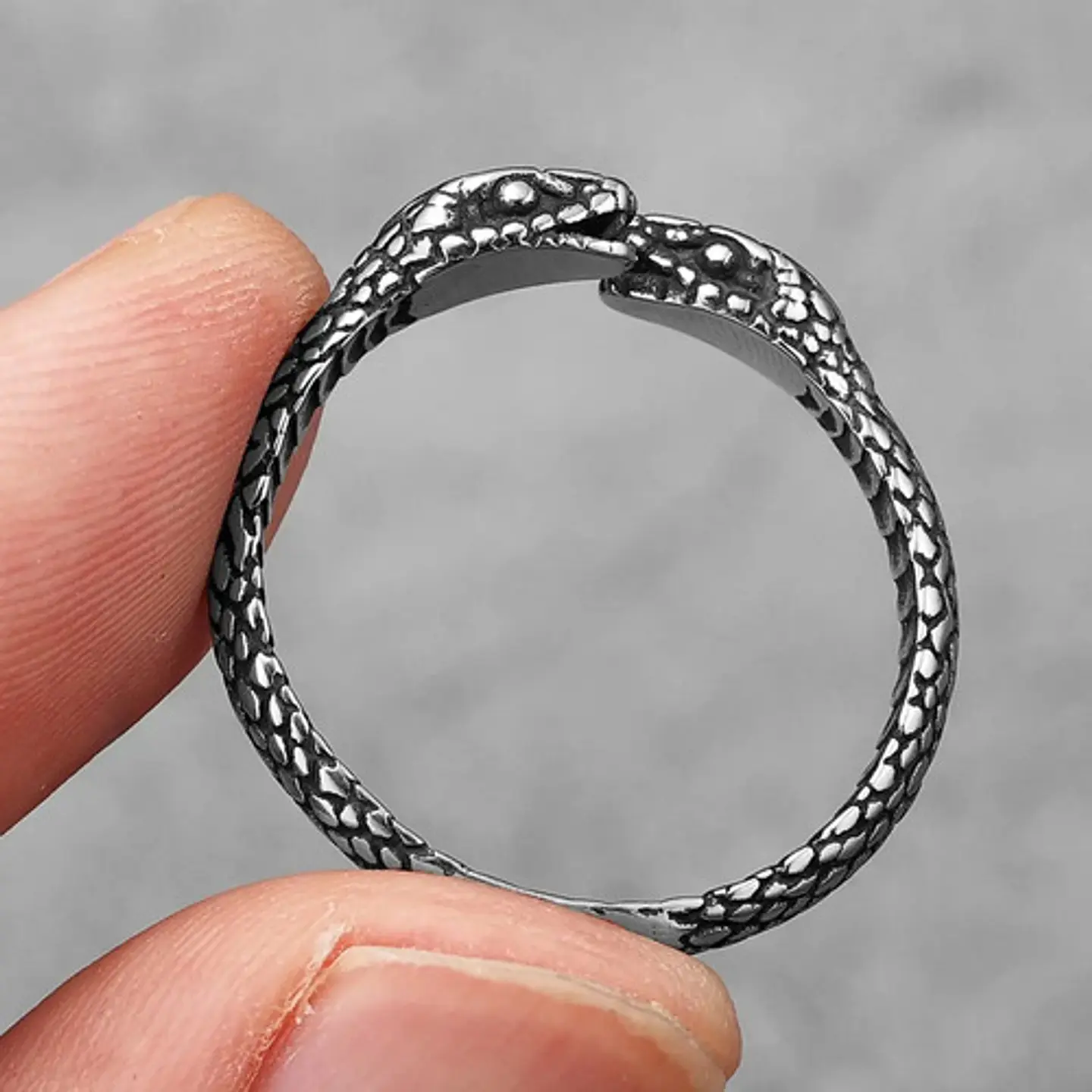 Anillo Serpiente Color Plata Acero Inoxidable Hombre Y Mujer 22