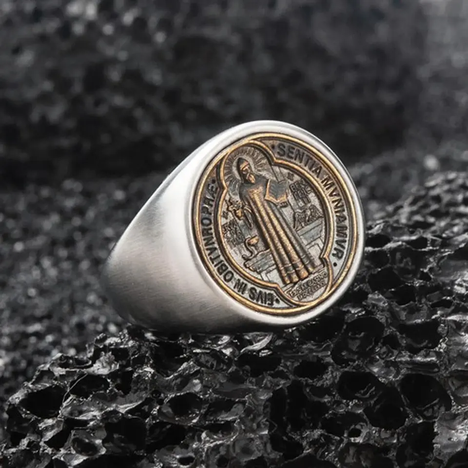 Anillo San Benito Color Plata Acero Inoxidable Hombre Mujer 3