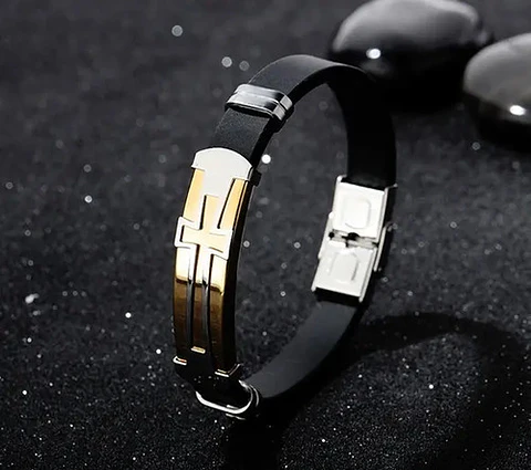 Pulsera Brazalete Color Oro Placa Cruz De Acero Para Hombre