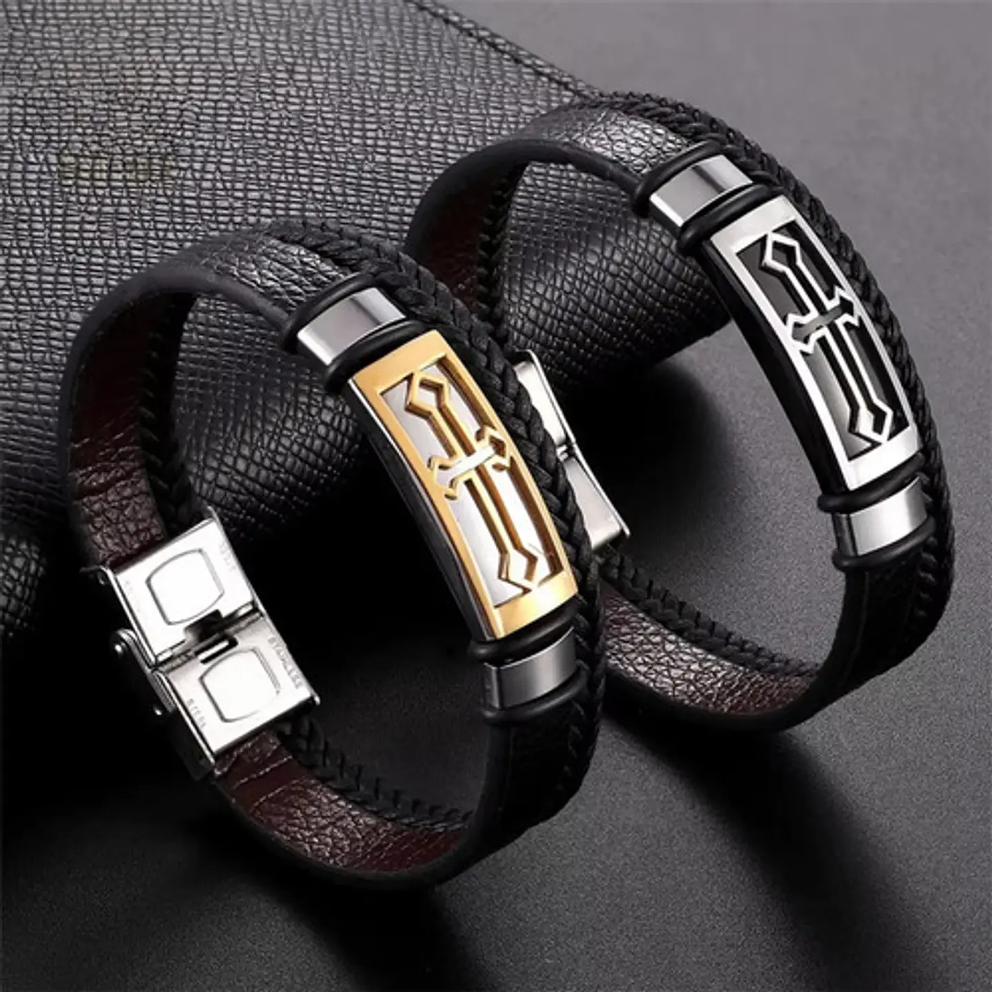 Pulsera Brazalete De Cuero Placa Cruz Acero Color Oro Hombre 6