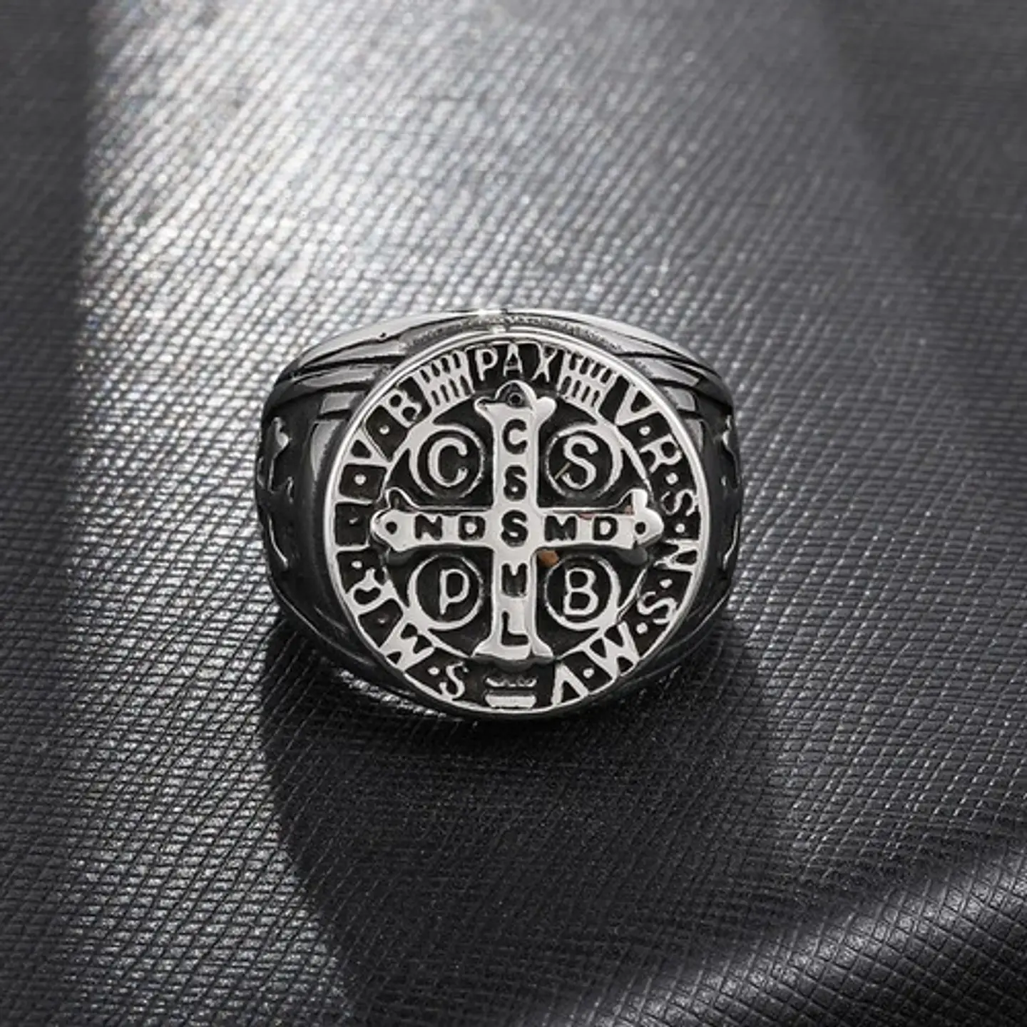 Anillo Sello San Benito Plateado Acero Inoxidable Hombre 3