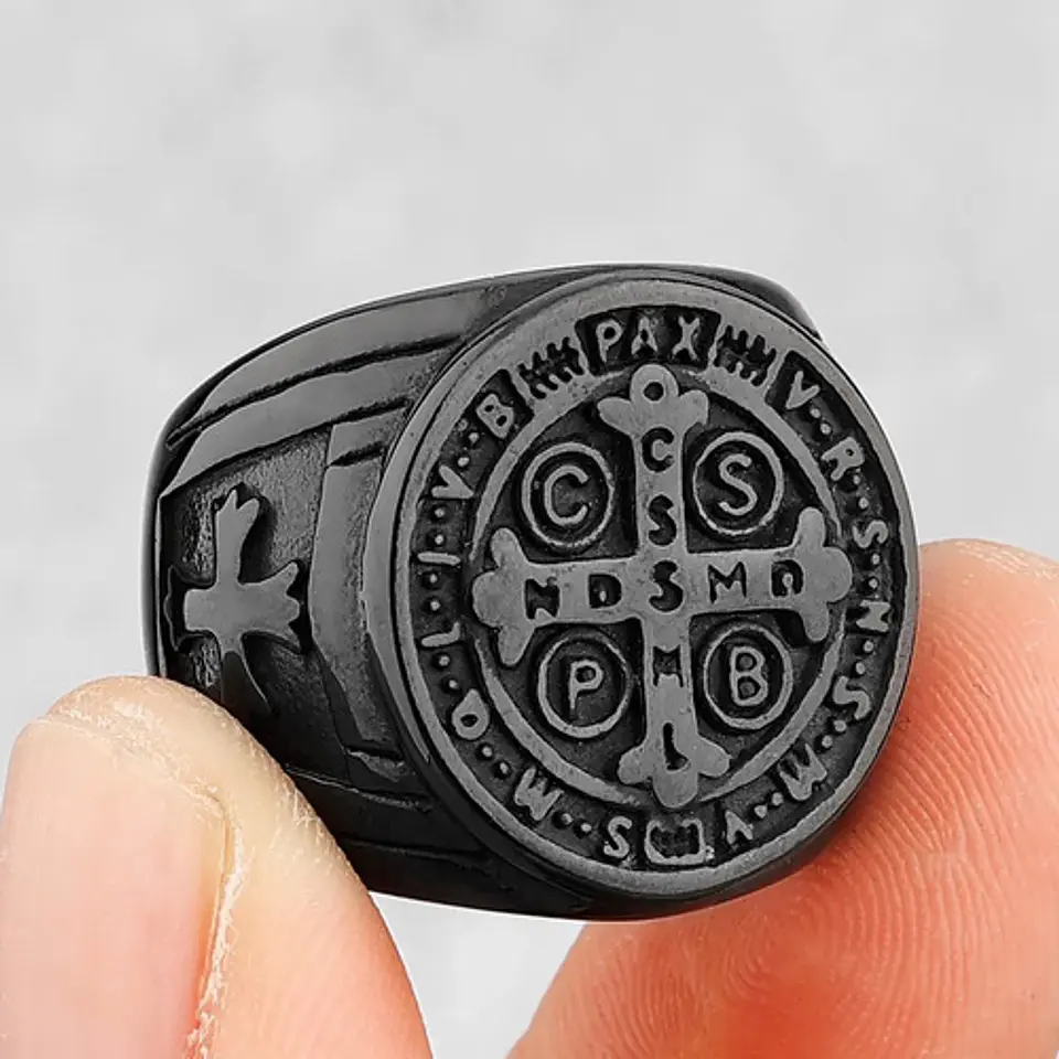 Anillo Sello San Benito Plateado Acero Inoxidable Hombre 22
