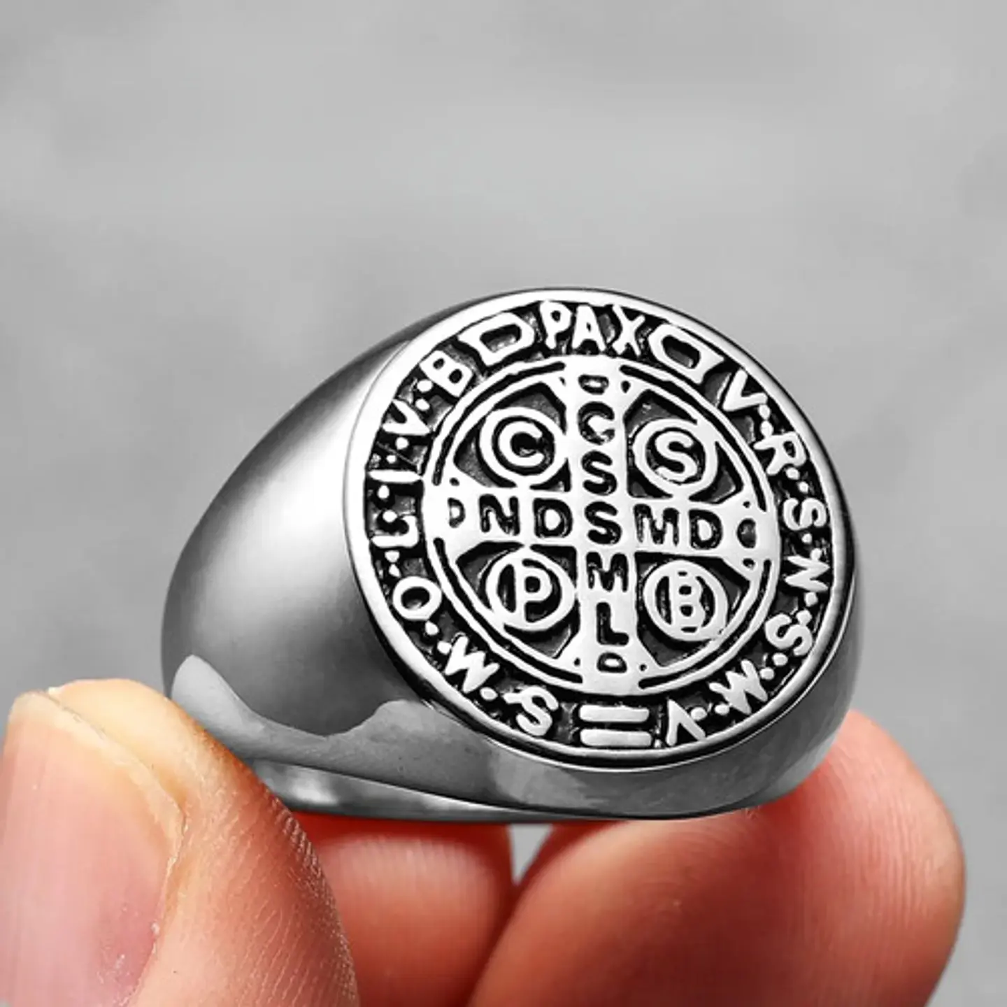 Anillo Sello San Benito Plateado Acero Inoxidable Hombre 38