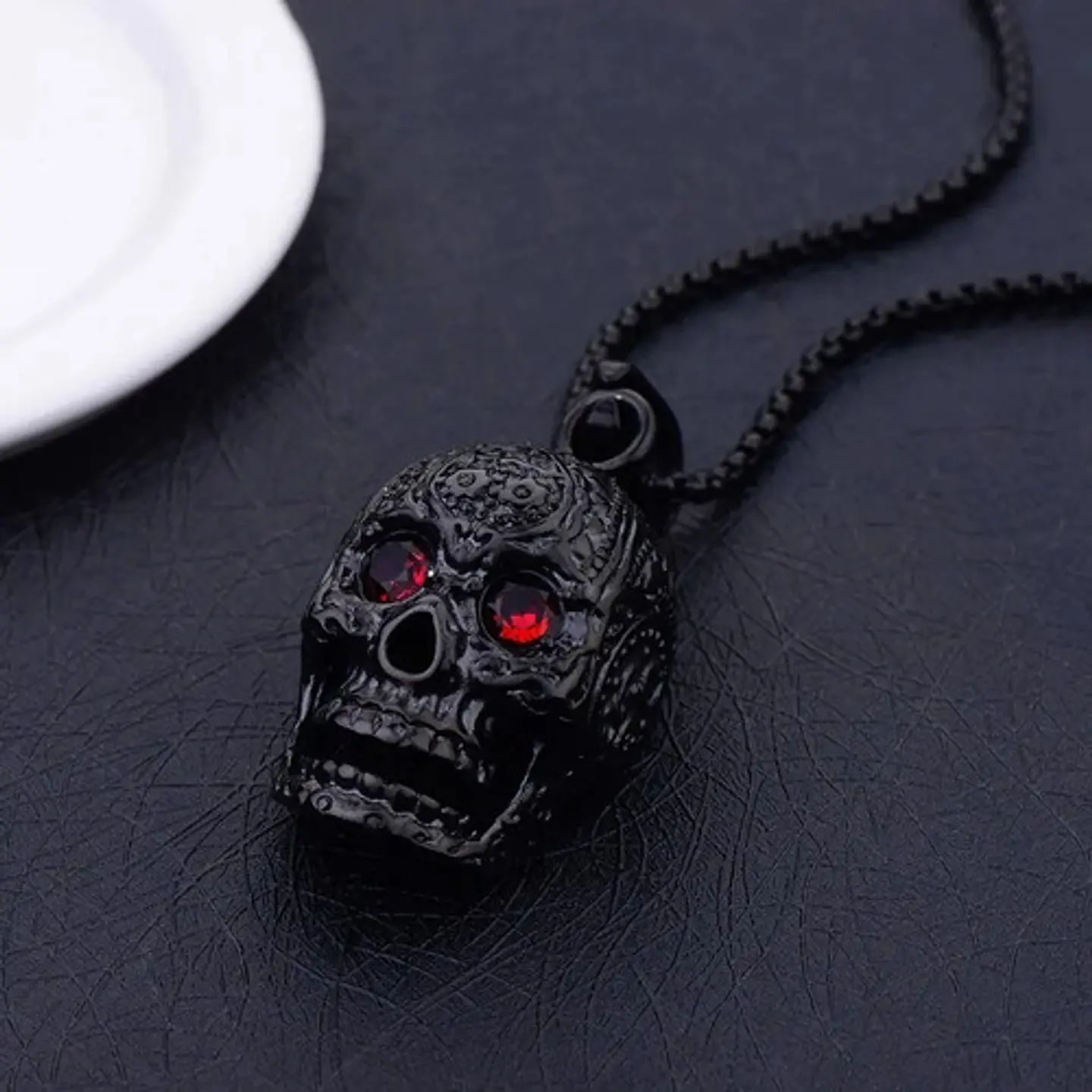 Collar Dije Cráneo Calavera Gótico Acero Color Oro Hombre 8