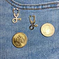 Broche Pin Insignia Médico Estetoscopio Medicin Hombre Mujer - Miniatura 10