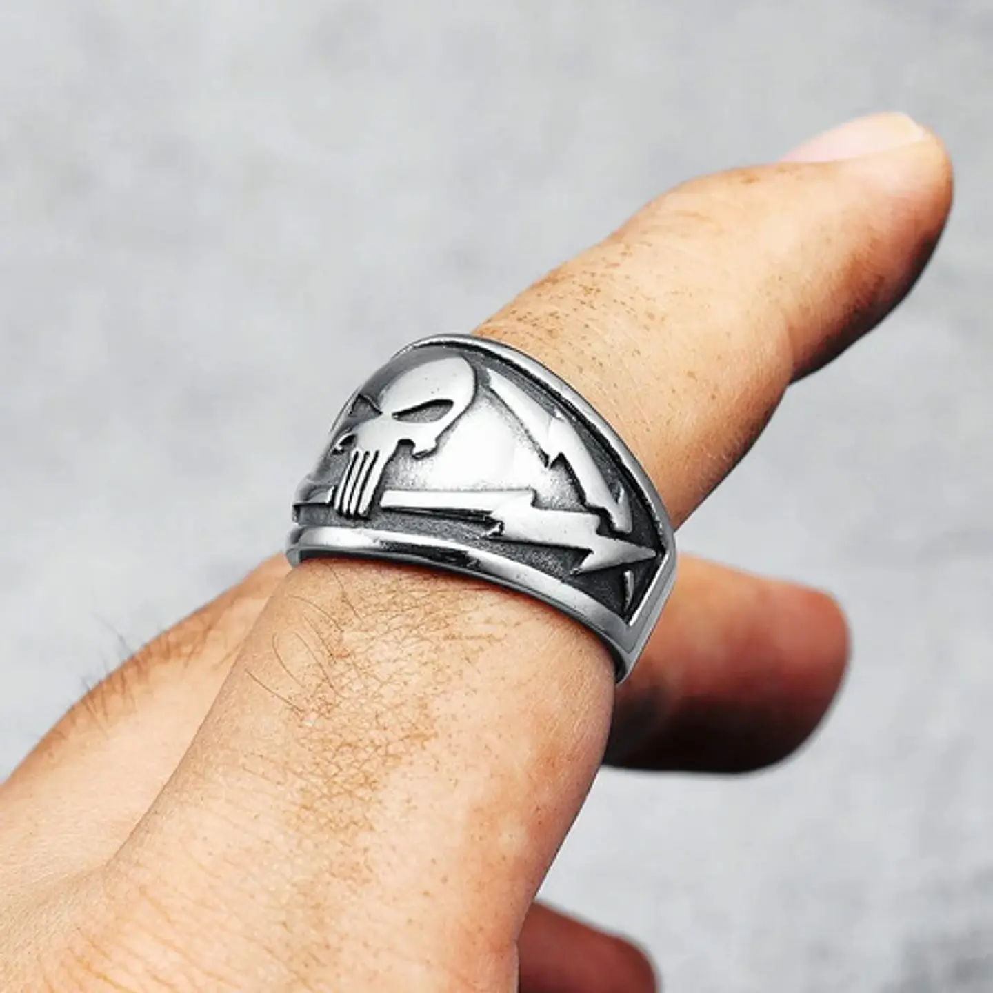 Anillo The Punisher Acero Color Plata Cráneo Calavera Hombre 2