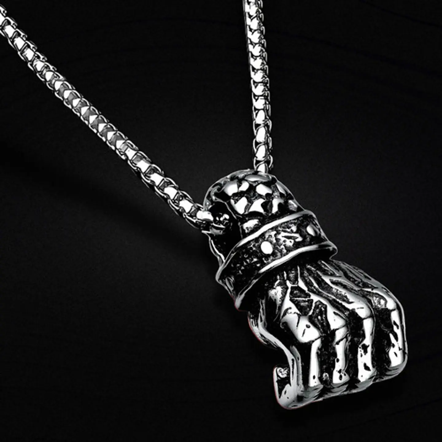 Collar Con Dije Forma De Puño Punk Acero Color Plata Hombre Plateado 7