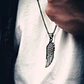Collar Dije Ala Punta Flecha Color Plata Cadena Acero Hombre - Miniatura 3