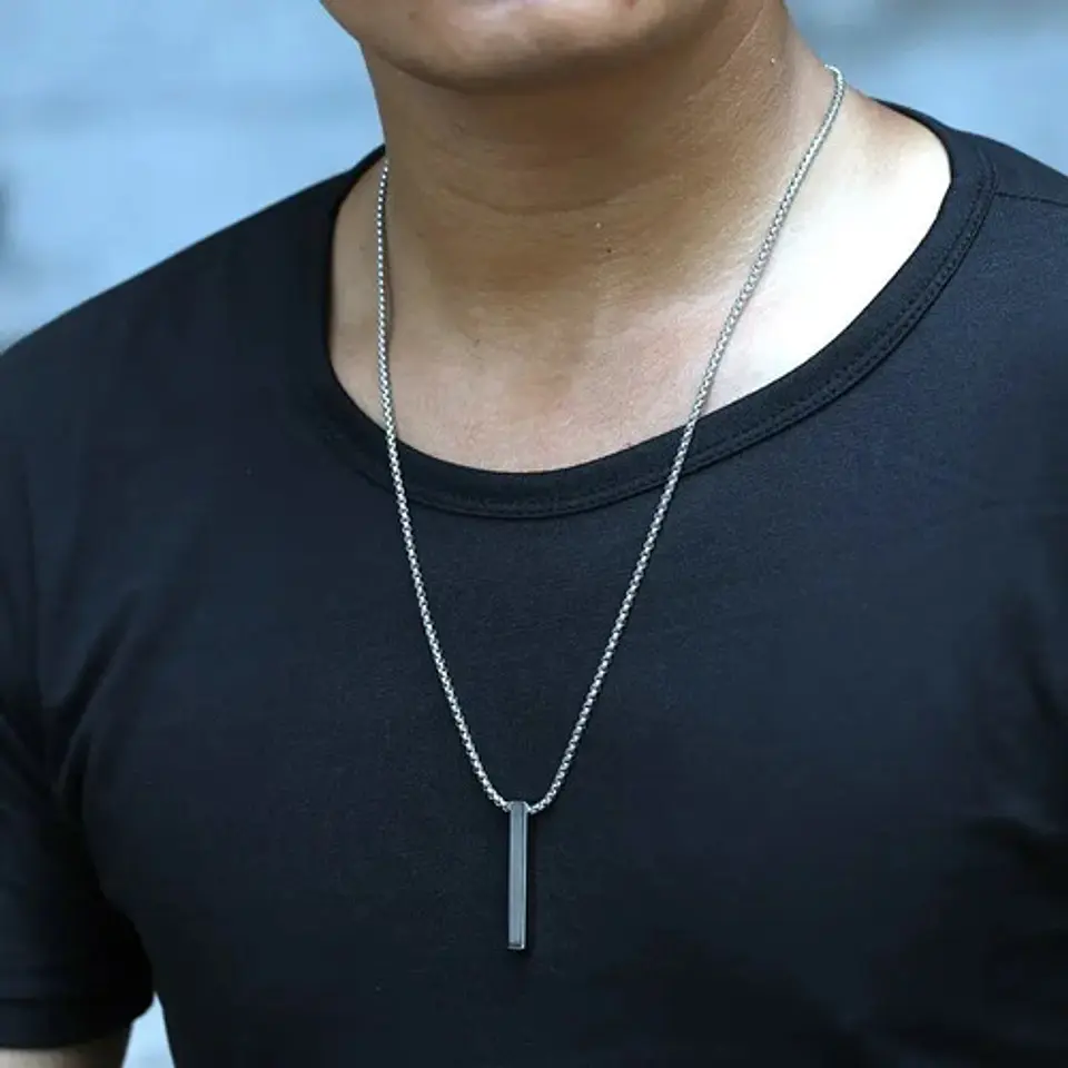 Collar Dije Ala Punta Flecha Color Plata Cadena Acero Hombre 12
