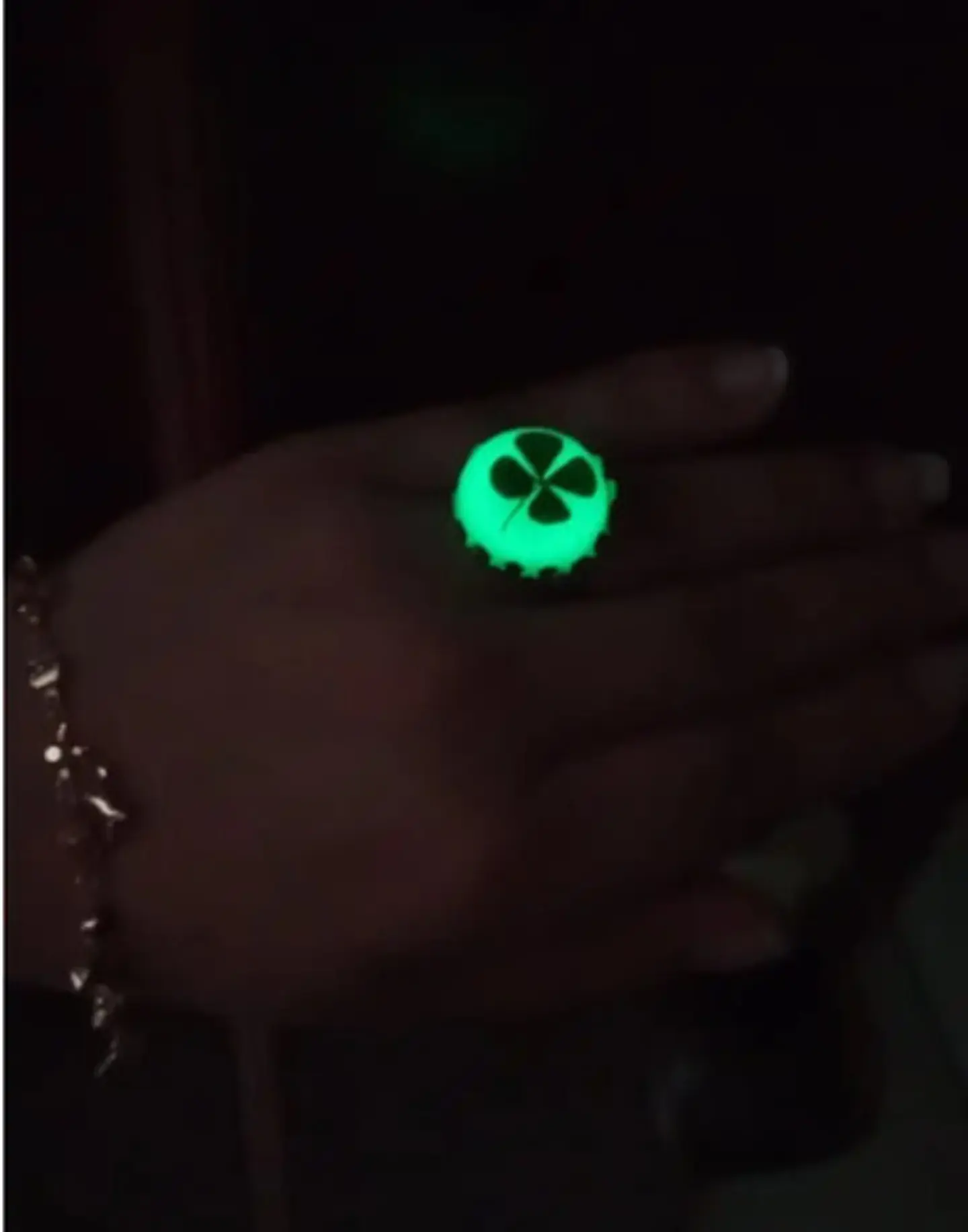 Anillo Mujer Trébol De 4 Hojas Suerte Brilla En La Oscuridad 10