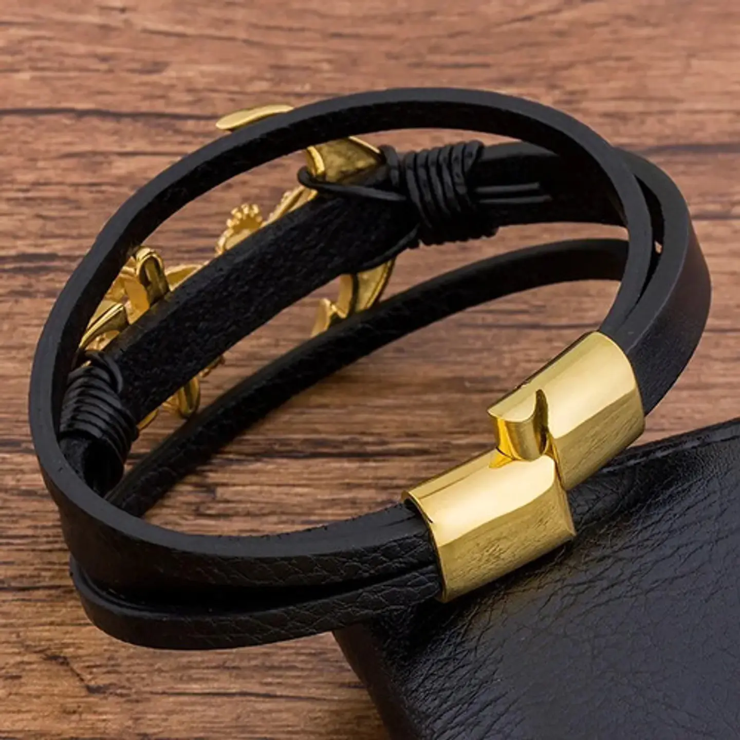 Pulsera Para Hombre De Cuero Y Acero Dije Ancla Iguana Gecko 7