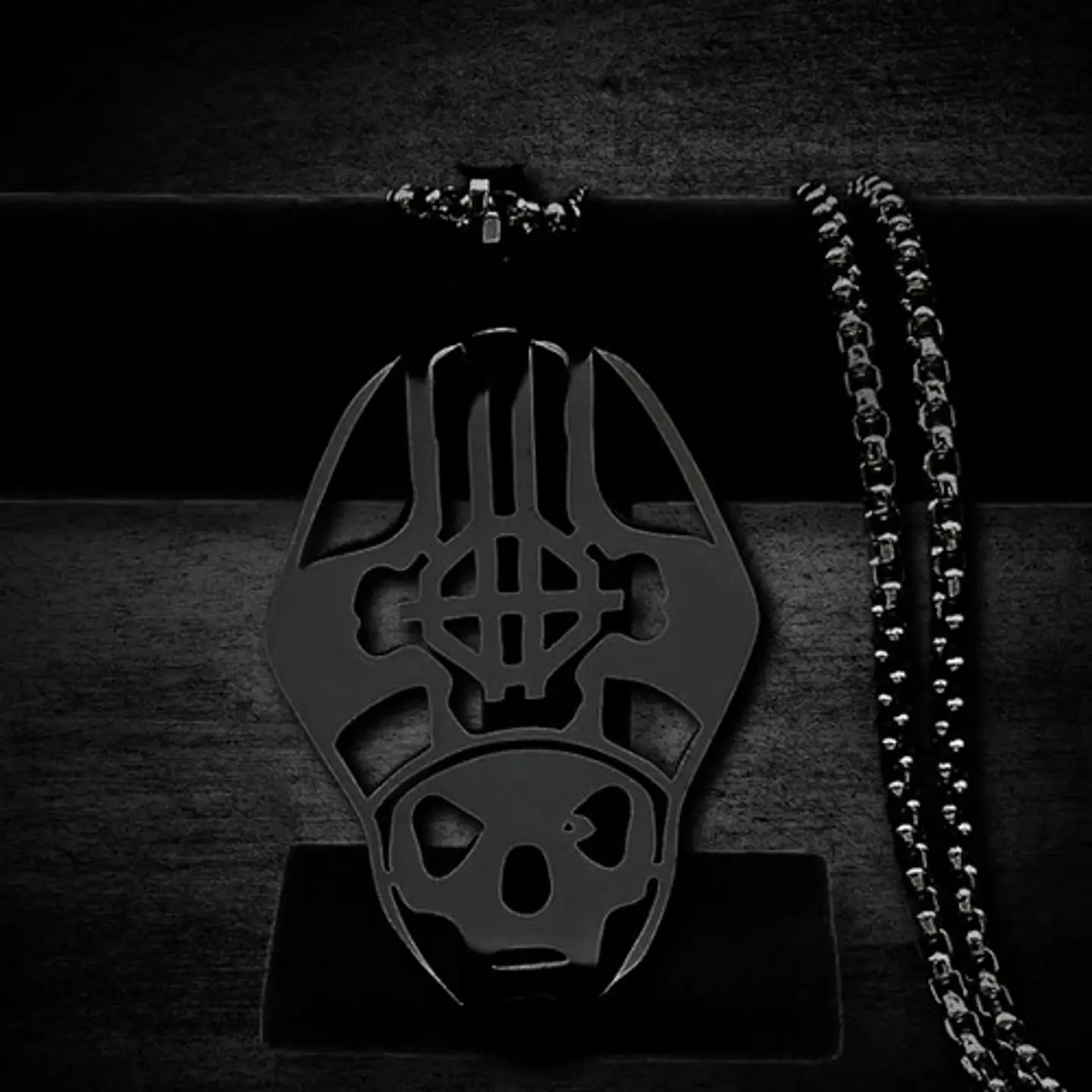 Collar Para Hombre Mujer Dije Papa Emeritus Ghost Rock Acero 13