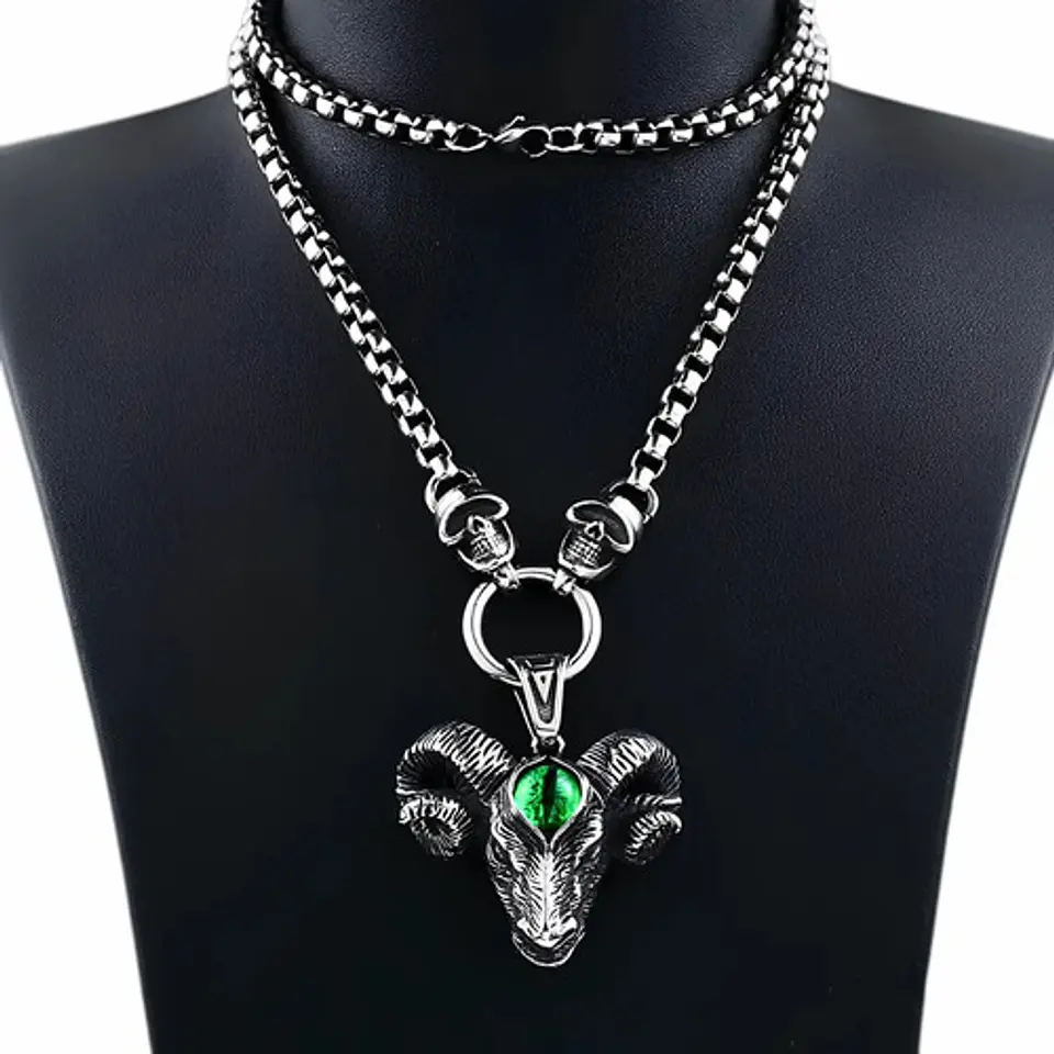 Collar Dije Carnero Cráneo Calavera Acero Color Plata Hombre 2