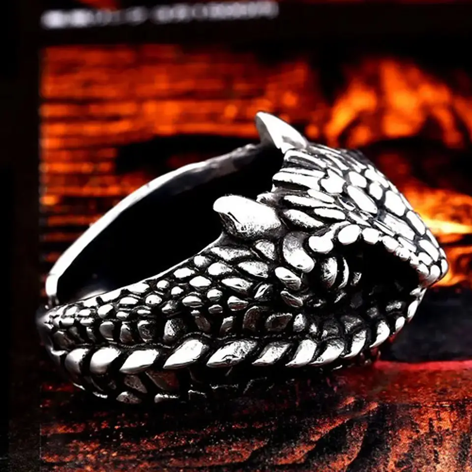 Anillo Cabeza De Serpiente De Acero Color Plata Para Hombre 6