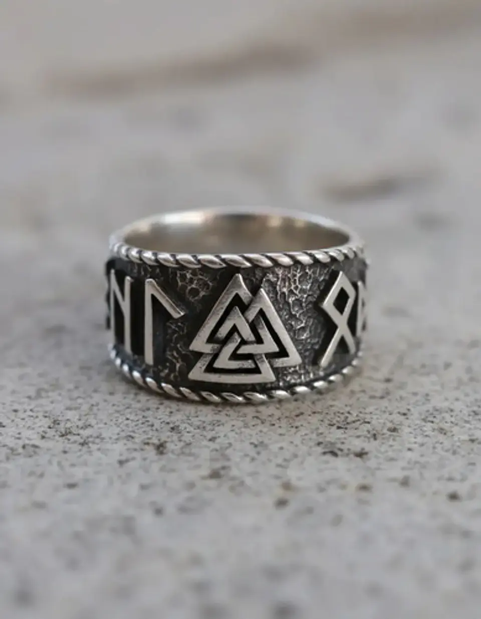 Anillo Runa Vikingo Nórdico Amuleto Acero Color Plata Hombre 2