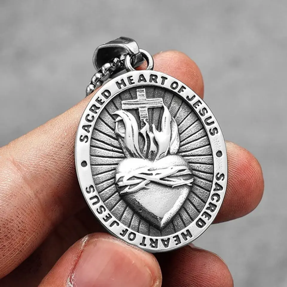 Collar Dije Sagrado Corazon Jesus Color Plata Hombre Y Mujer 9
