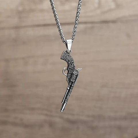 Collar Dije Forma Pistola Revolver Acero Color Plata Hombre