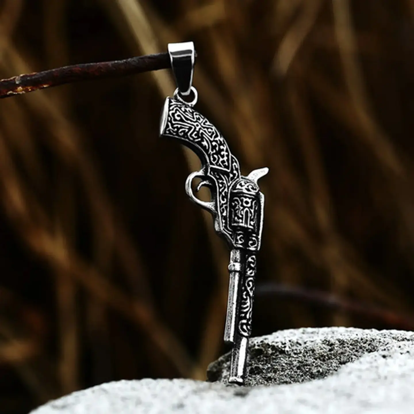 Collar Dije Forma Pistola Revolver Acero Color Plata Hombre 6