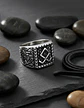 Anillo Hombre Vikingo Nórdico Runa Amuleto Acero Color Plata - Miniatura 3