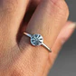Anillo De Acero Vikingo Brujula Vegvísir Color Plata Mujer - Miniatura 6