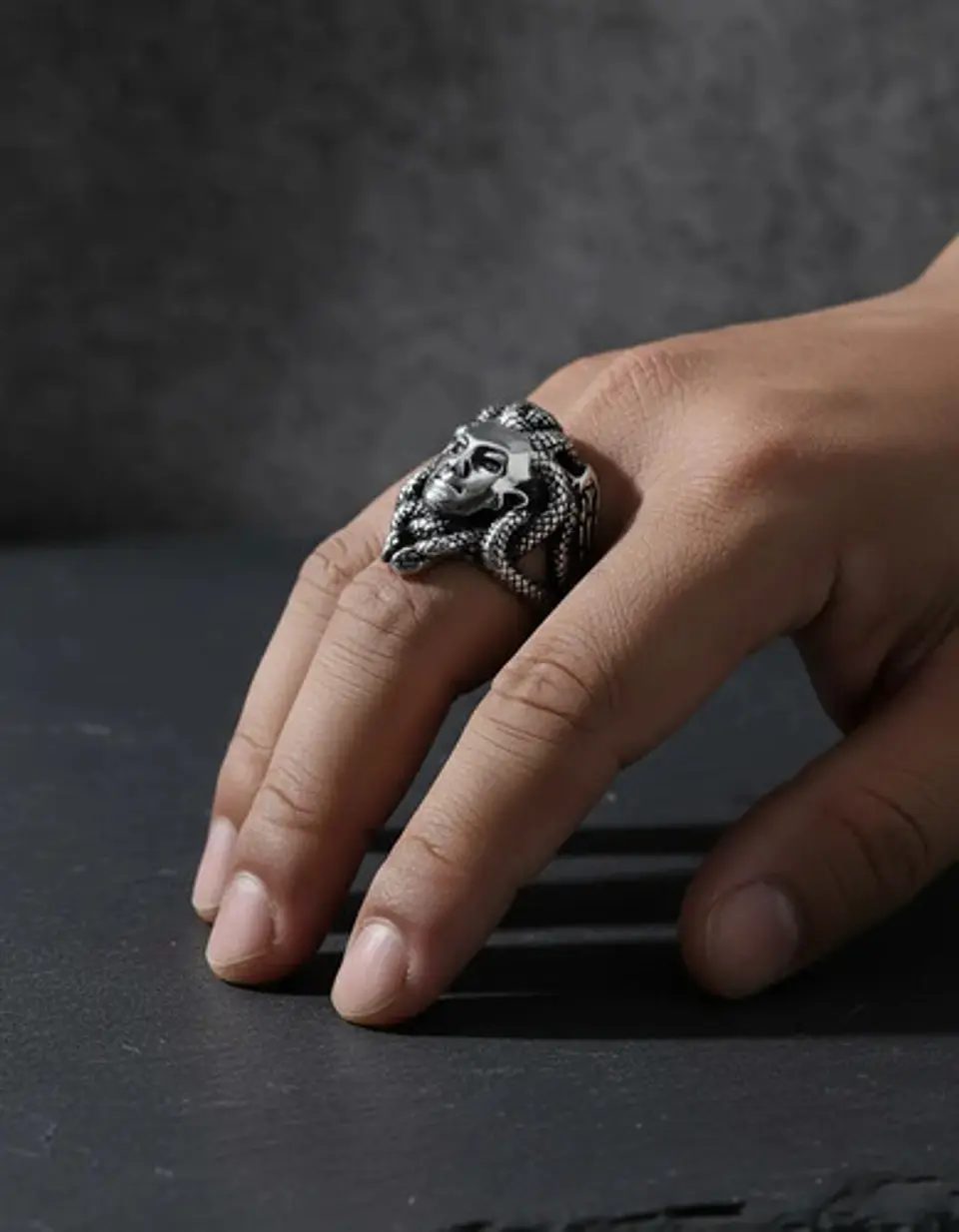 Anillo Medusa Mitologia Griega Acero Color Plata Para Hombre 9