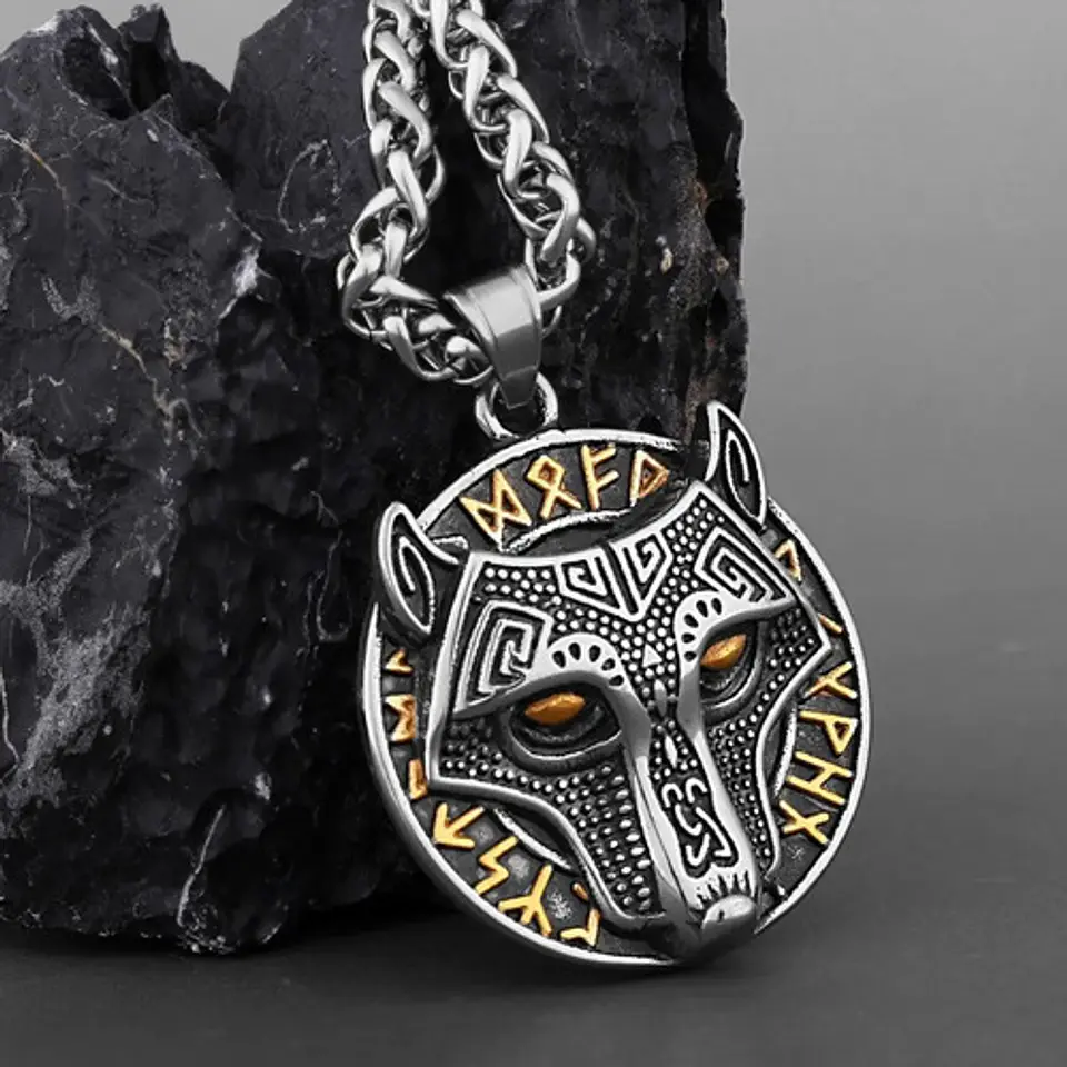 Collar Cabeza Lobo Nordico Runas Vikingo Color Plata Hombre Plateado 9