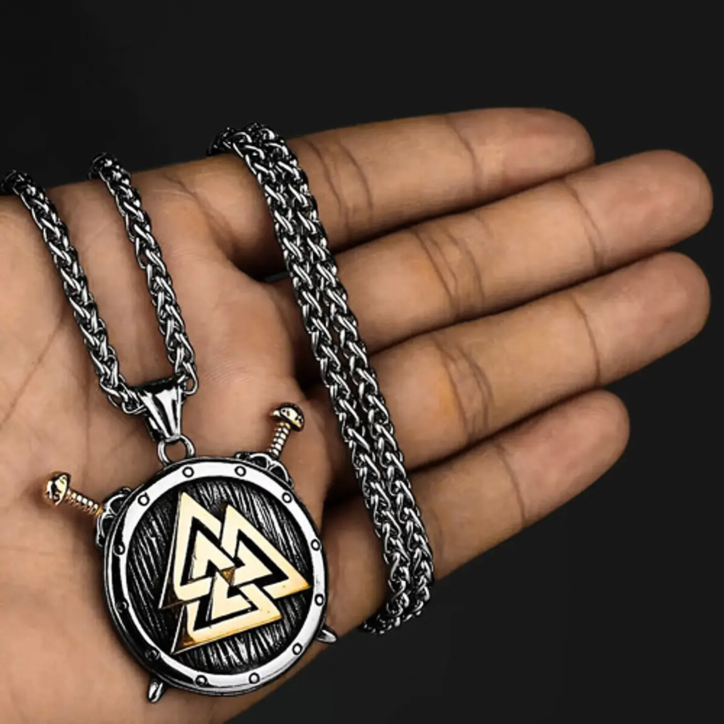 Collar Vikingo Escudo Valknut Acero Color Plata Para Hombre Dorado 6