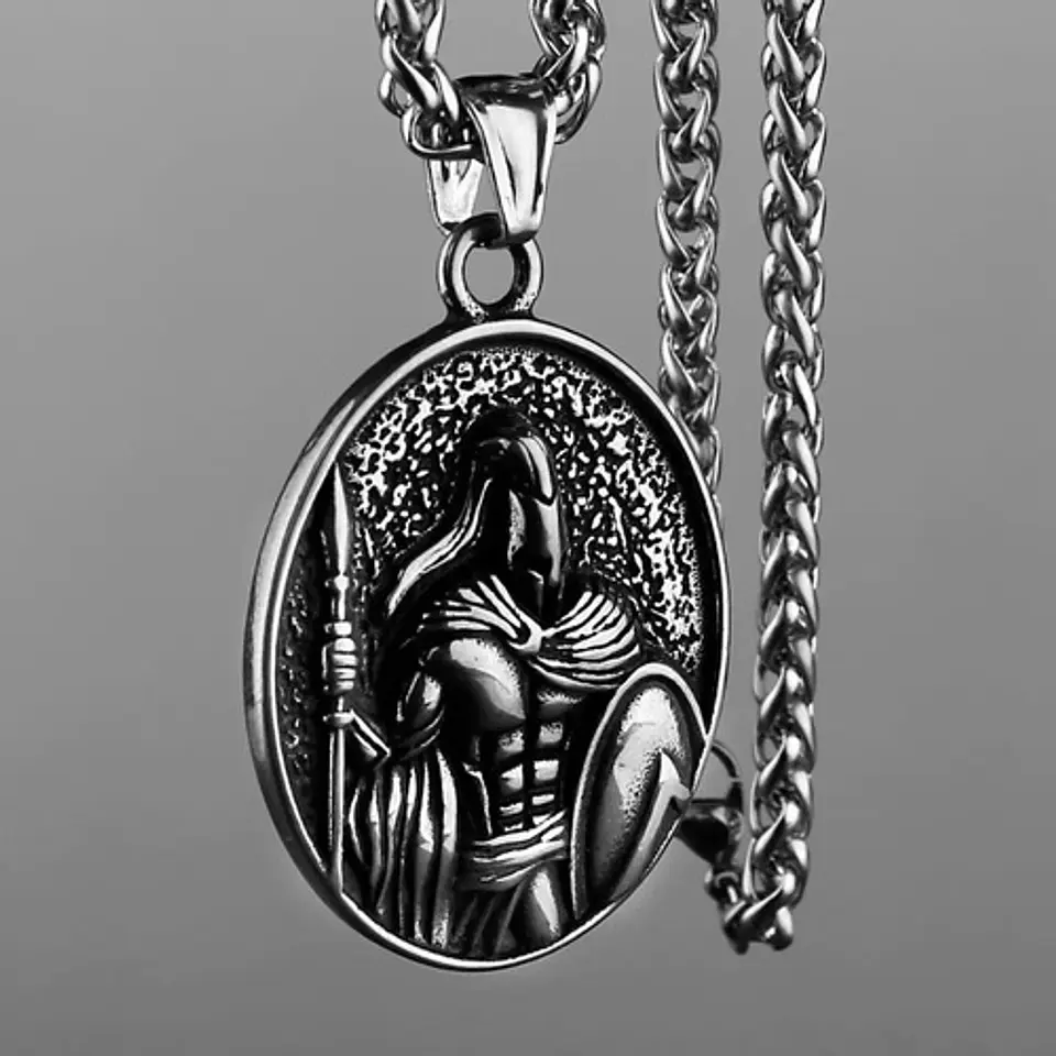 Collar Dije Guerrero Espartano Acero Color Plata Para Hombre 4