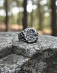 Anillo De Acero Vegvísir Brújula Vikingo Color Plata Hombre - Miniatura 5