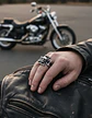Anillo Calavera Cráneo Cruz Biker Acero Color Plata Hombre - Miniatura 2