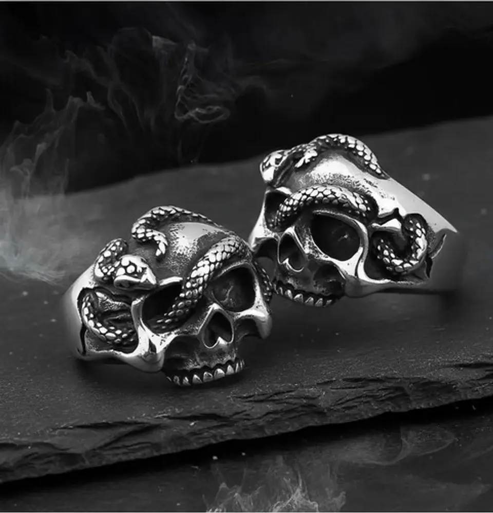 Anillo Serpiente Cráneo Calavera Acero Color Plata Hombre 8