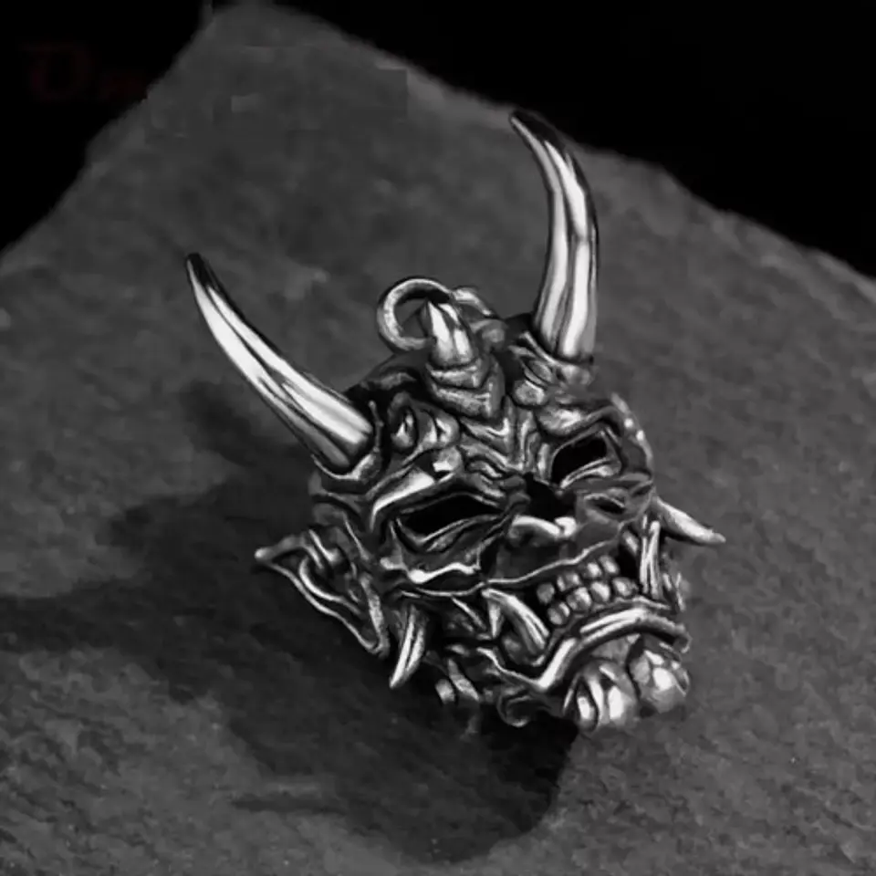 Collar Para Hombre Con Dije Demonio Diablo Acero Color Plata 13