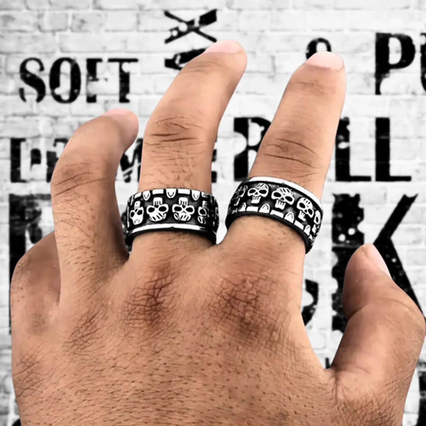Anillo Argolla Para Hombre Cráneo Calavera Acero Color Plata 3
