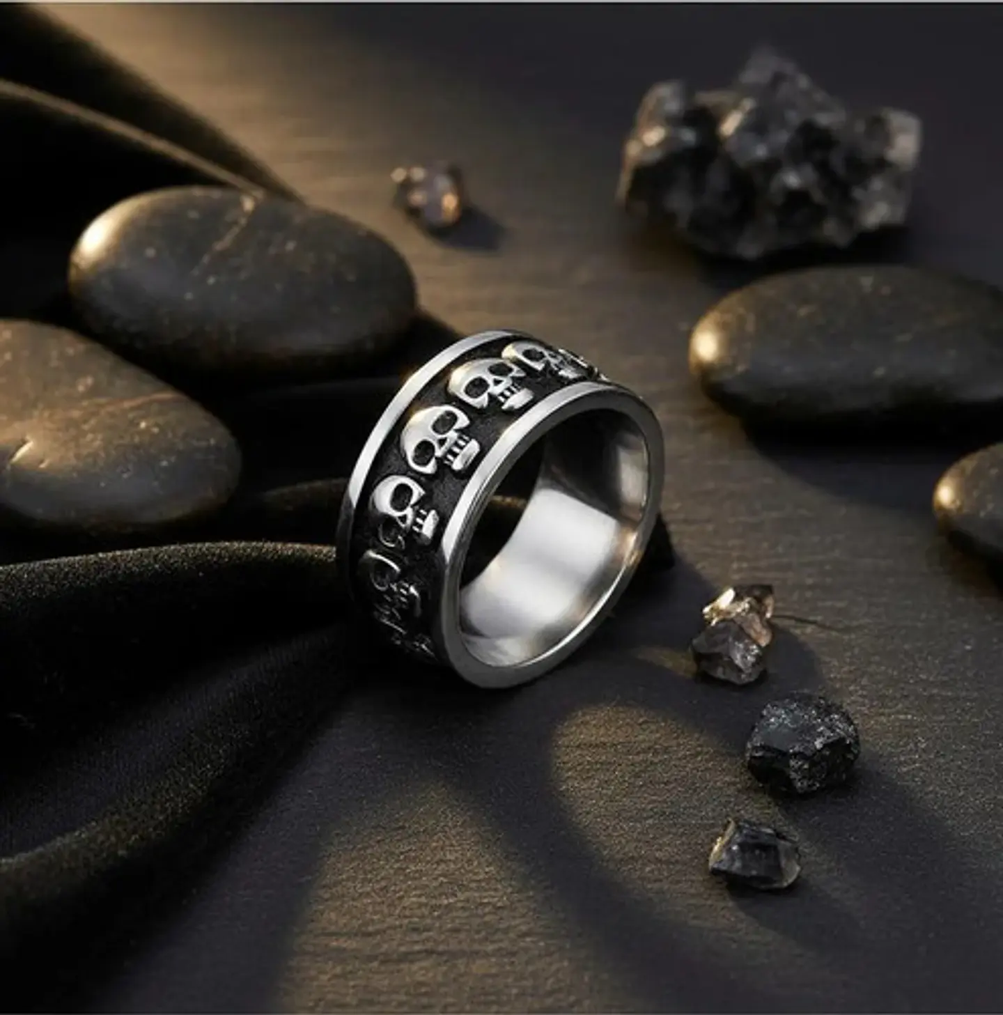 Anillo Argolla Para Hombre Cráneo Calavera Acero Color Plata 9