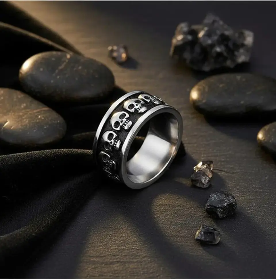Anillo Argolla Para Hombre Cráneo Calavera Acero Color Plata 9