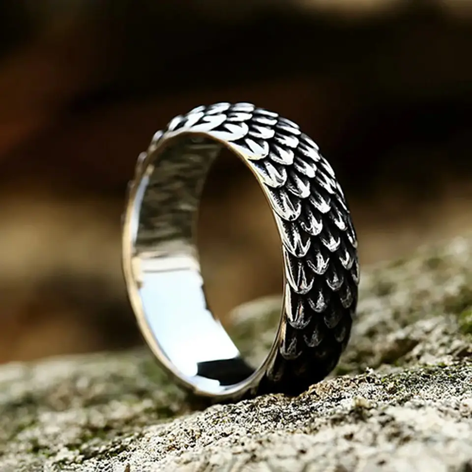 Anillo Argolla Escamas Dragon Color Plata De Acero Hombre 5