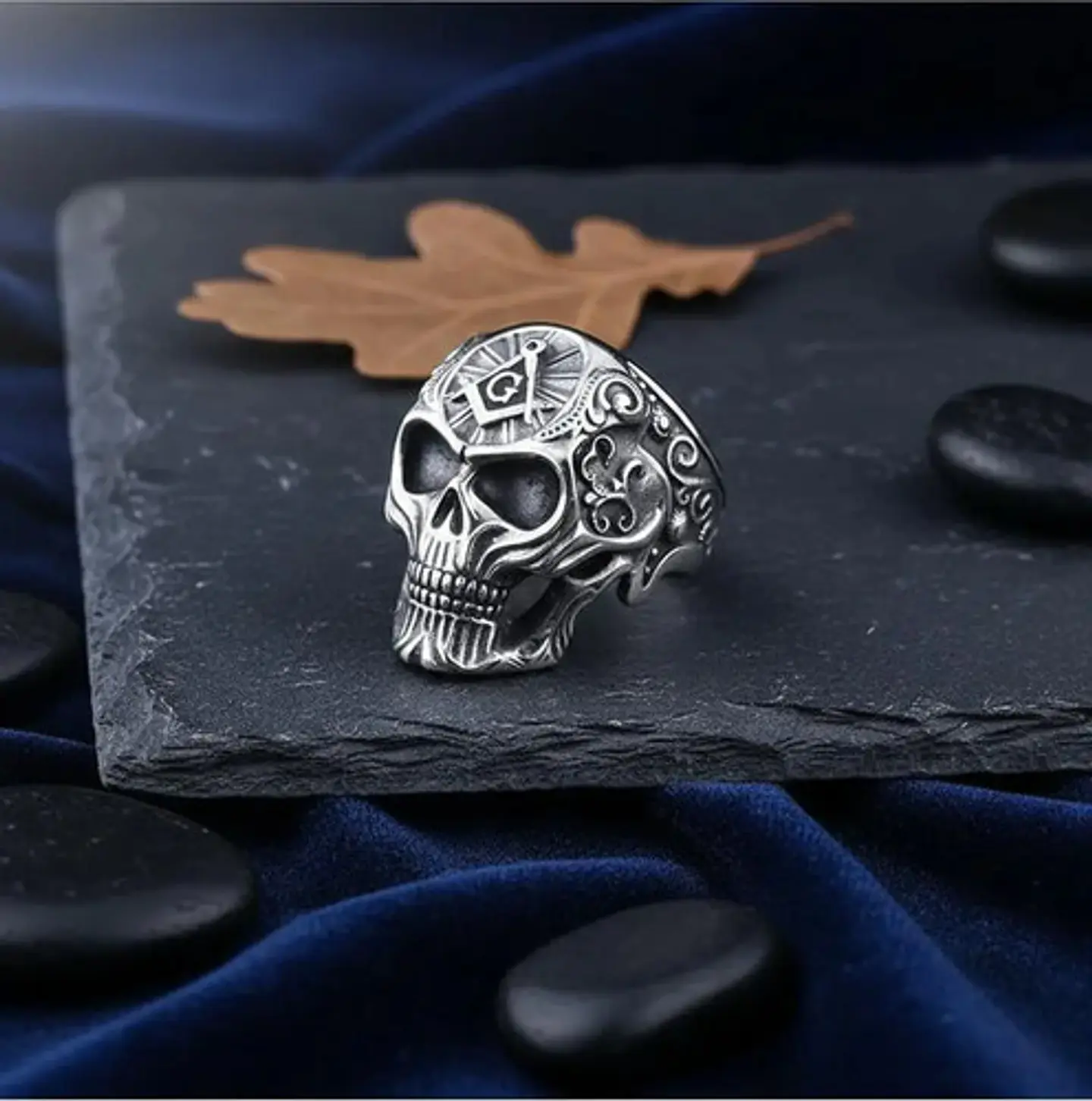 Anillo Para Hombres Forma De Cráneo Calavera Mason De Acero 8