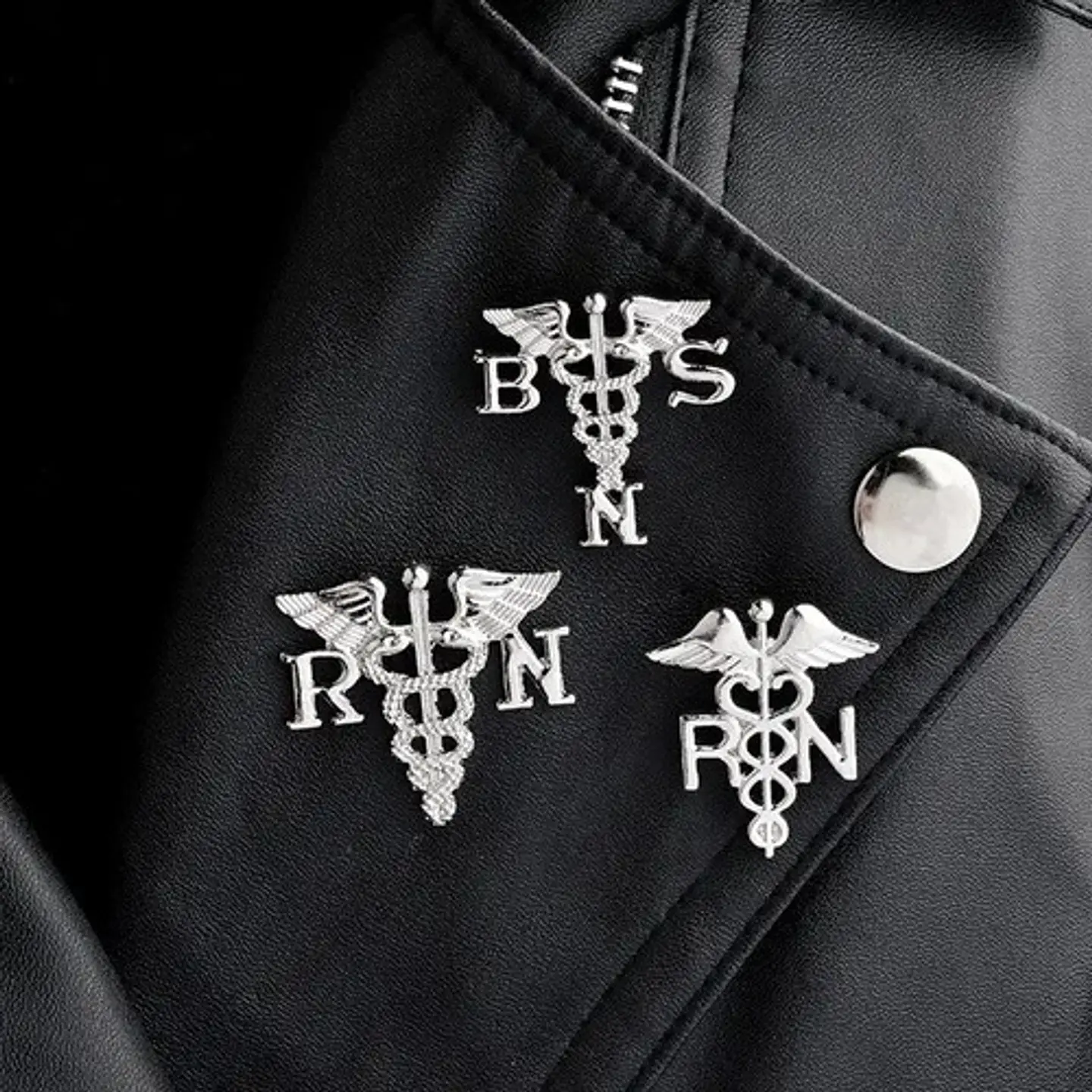 Broche Pin Alerta Medica Bastón De Esculapio Hombre Y Mujer 3