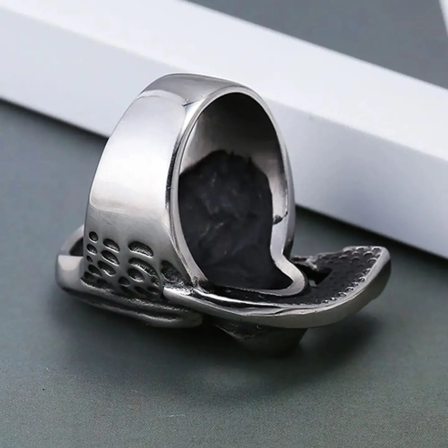 Anillo Acero Inoxidable Color Plata Parca Cráneo Para Hombre 10