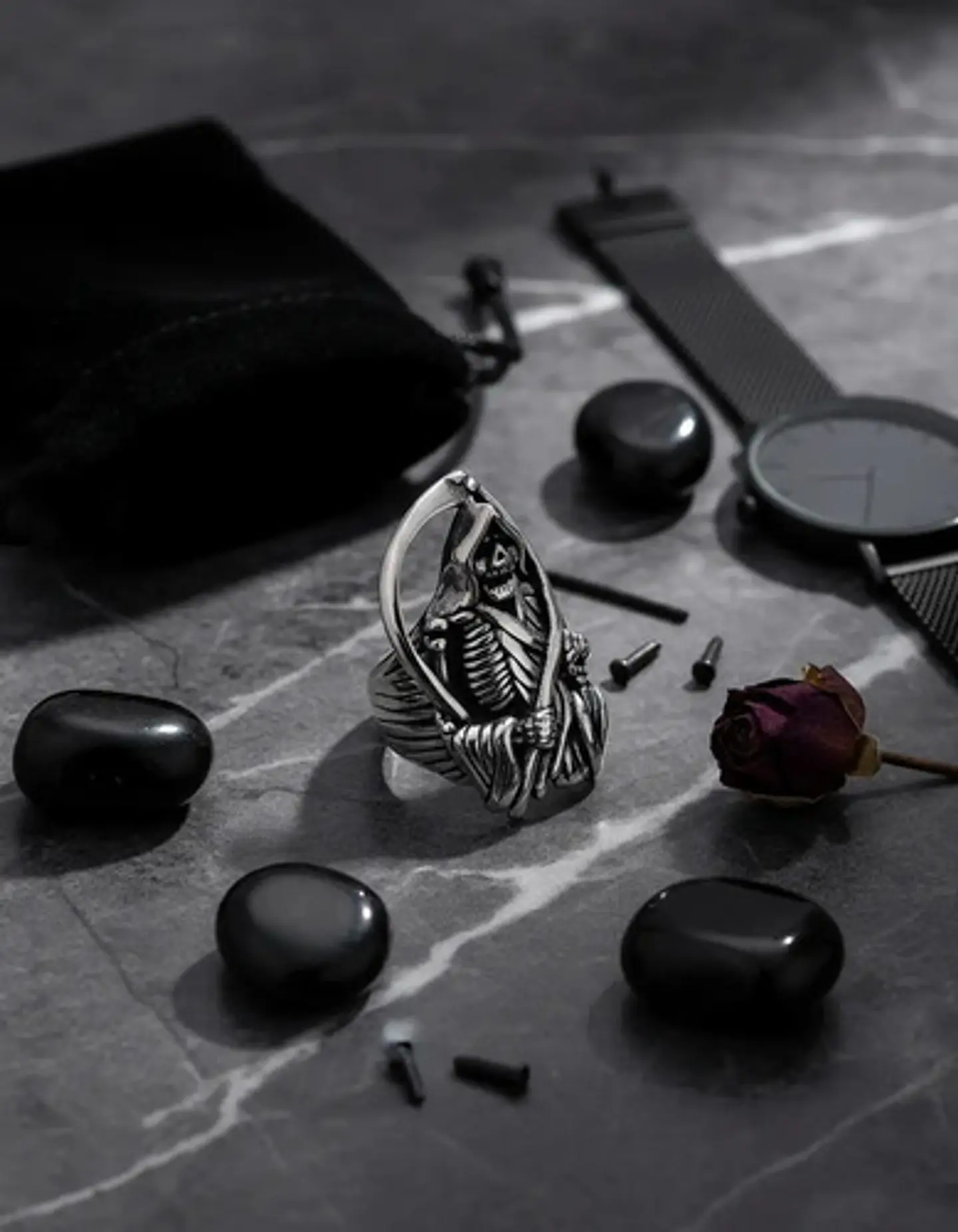 Anillo Acero Inoxidable Color Plata Parca Cráneo Para Hombre 16