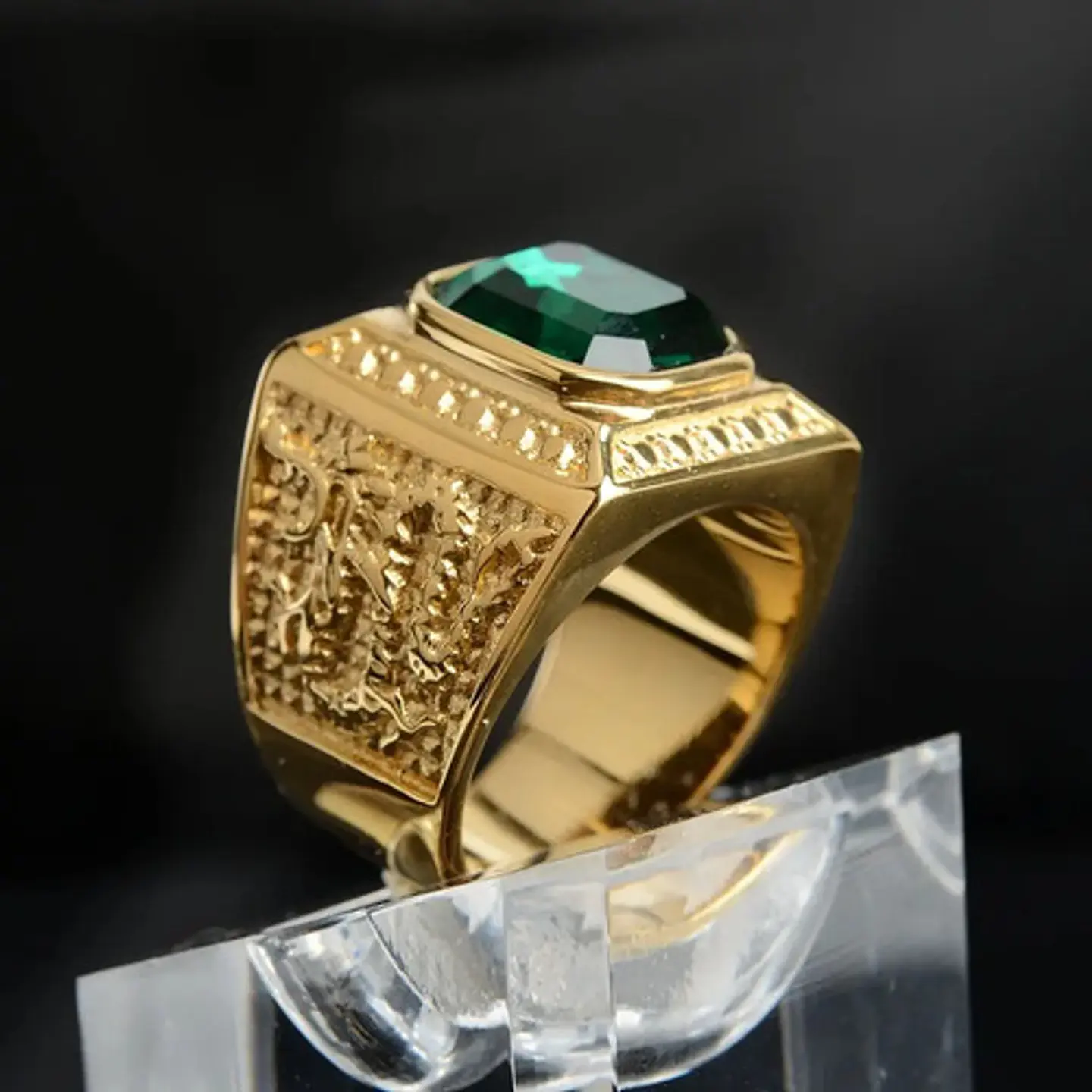 Anillo De Acero Color Oro Con Piedra Clásico Elegante Hombre 12