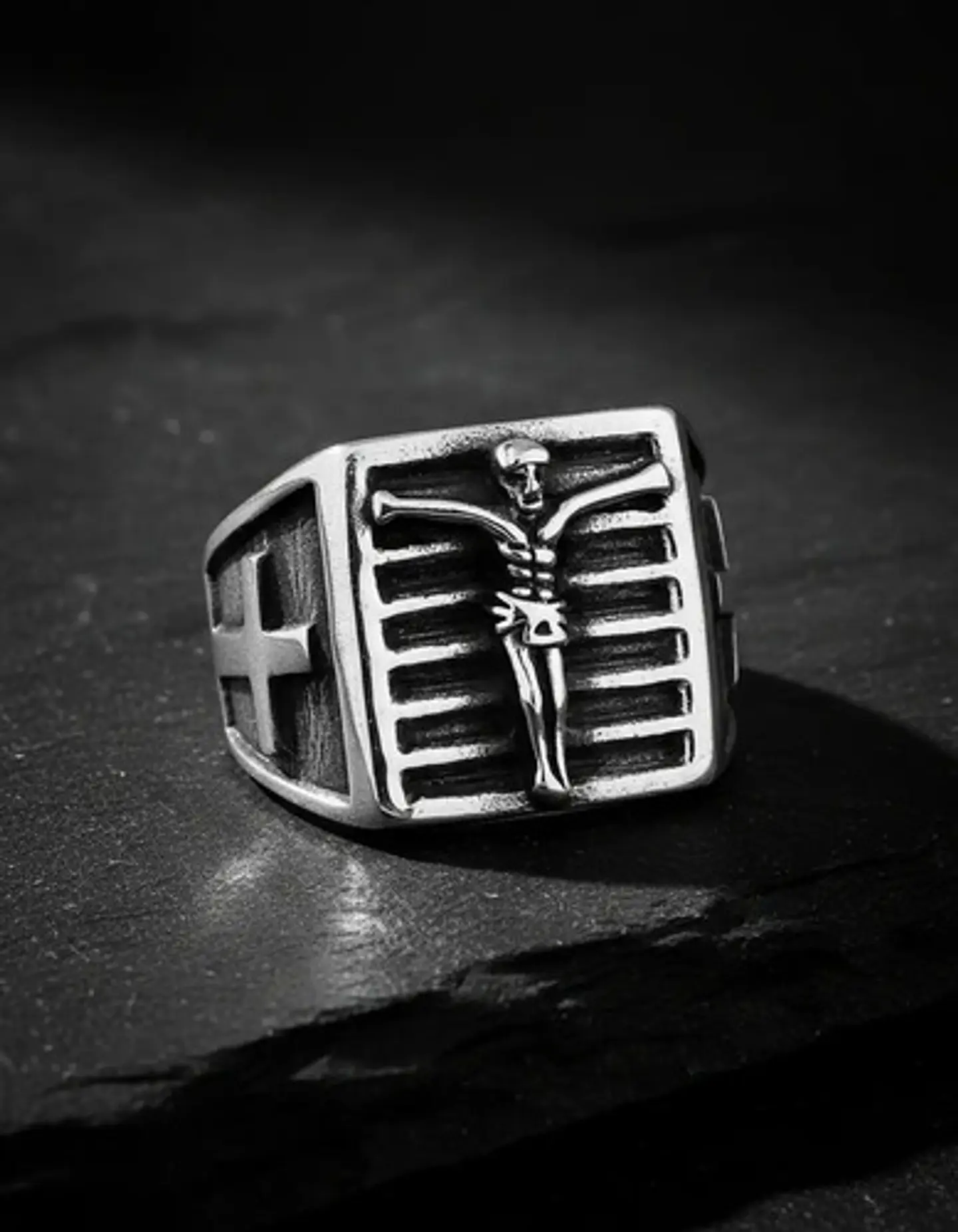 Anillo Color Plata De Acero Cruz Jesús Católico Para Hombre 9