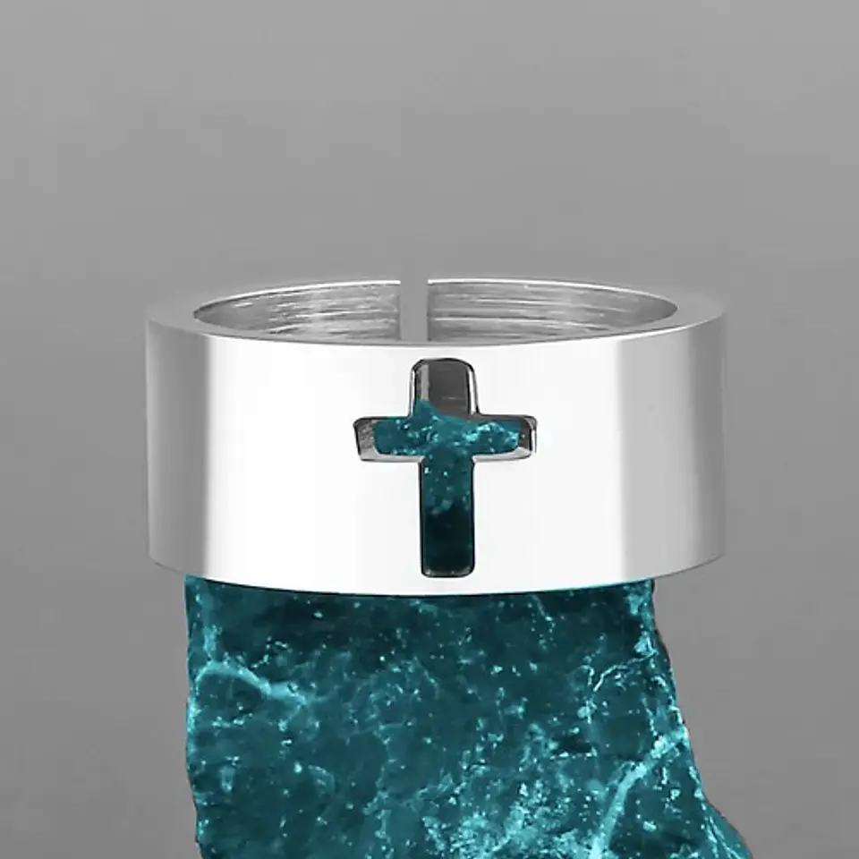 Anillo Argolla Clásica Cruz Color Plata De Acero Para Hombre 6