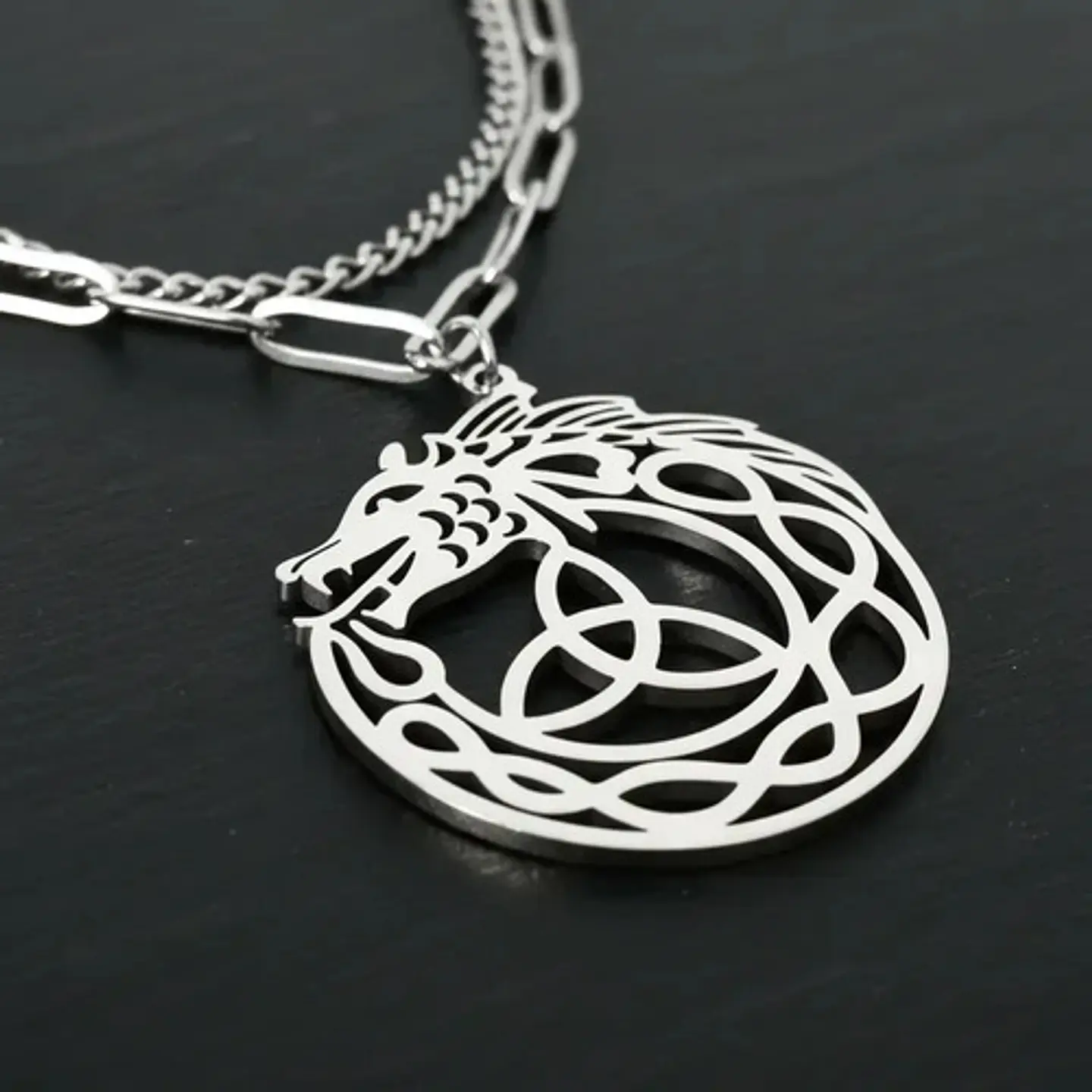 Collar Vikingo Para Mujeres Dije Dragón Ouroboros Amuleto 17