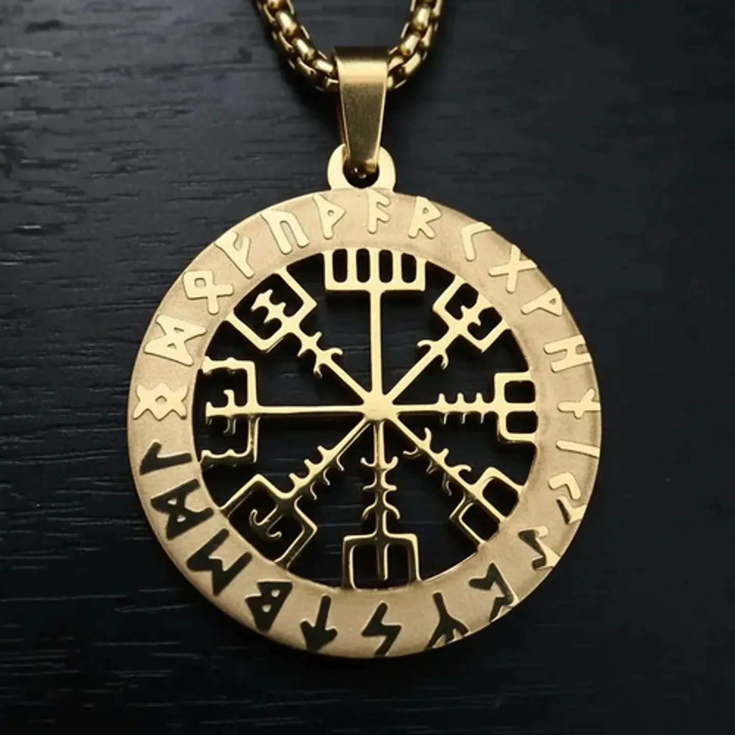 Collar Vikingo De Acero Para Hombre Y Mujer Dije Vegvísir 5