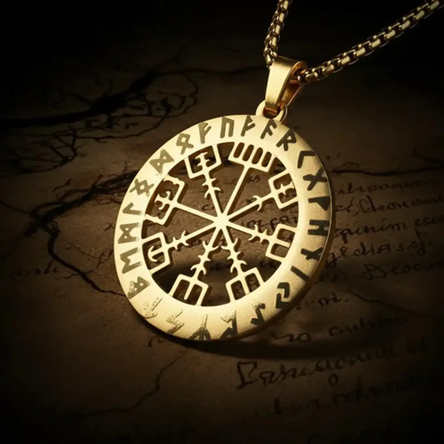 Collar Vikingo De Acero Para Hombre Y Mujer Dije Vegvísir 10